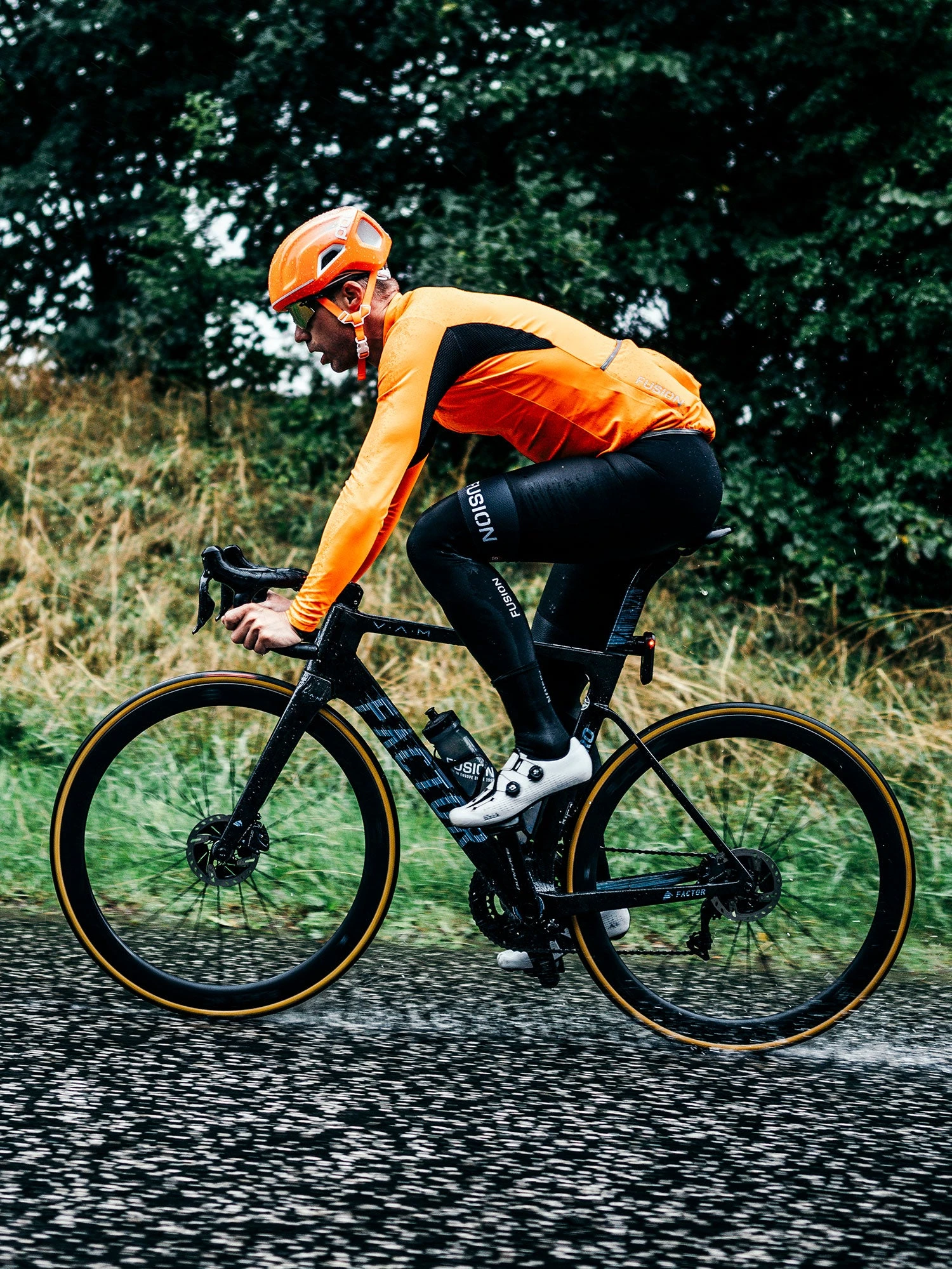 TEMPO! Leg Warmer - Image 3