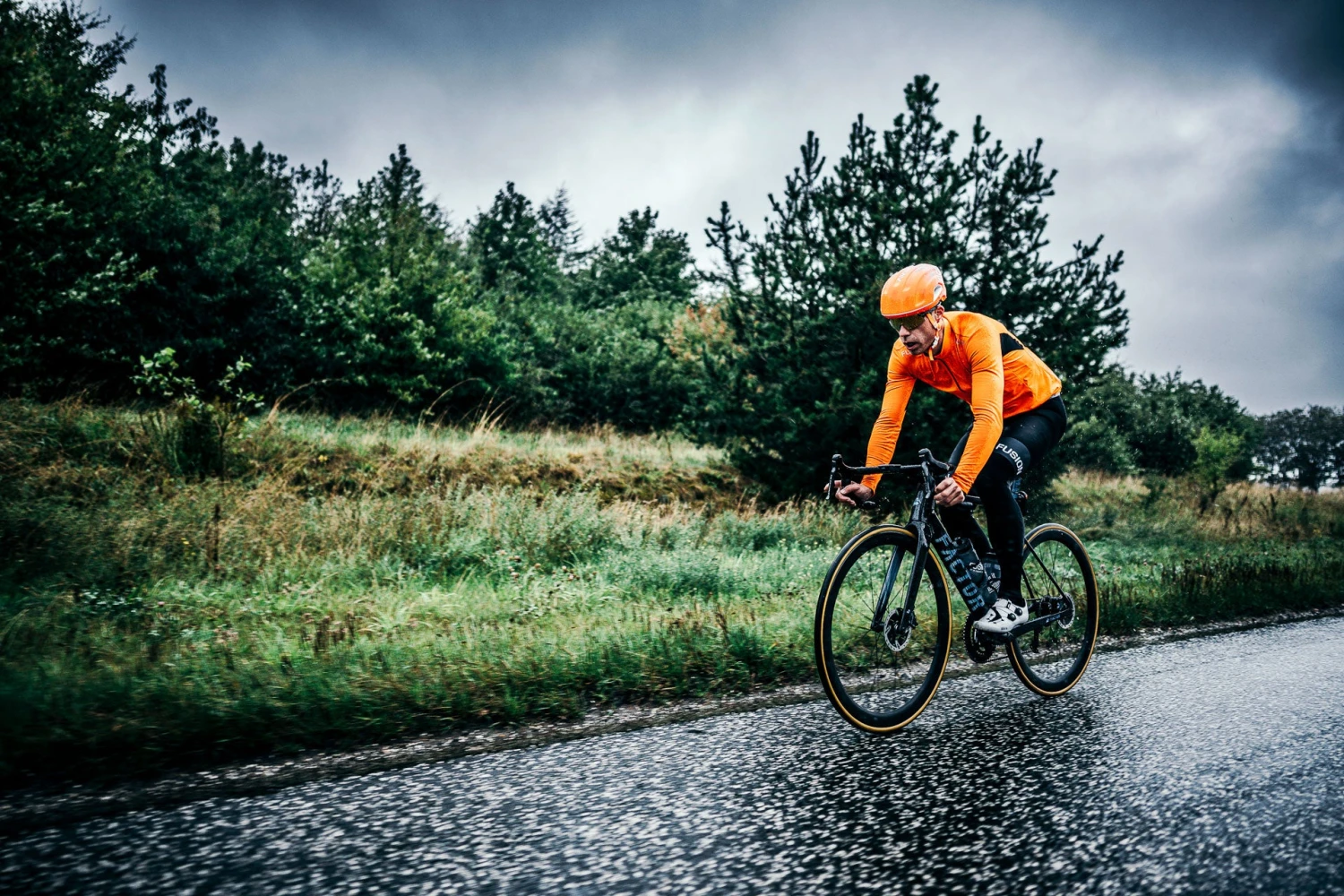 TEMPO! Leg Warmer - Image 10